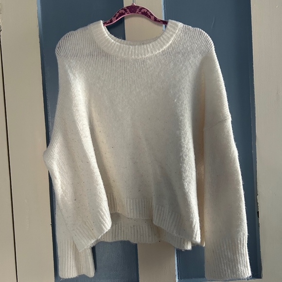 Abercrombie Crew Neck Sweater - Picture 1 of 8